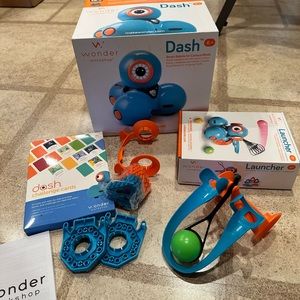 Wonder Workshop Dash Coding Robot with Launcher & Dash Challenge Cards